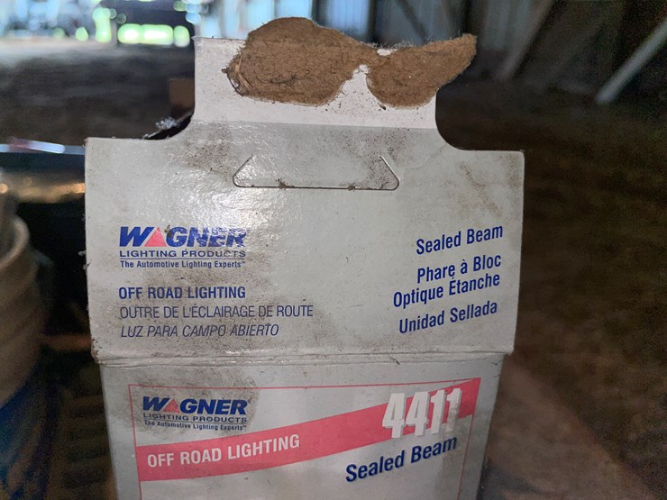 #7172-•-pallet-of-various-shop-items-image-17