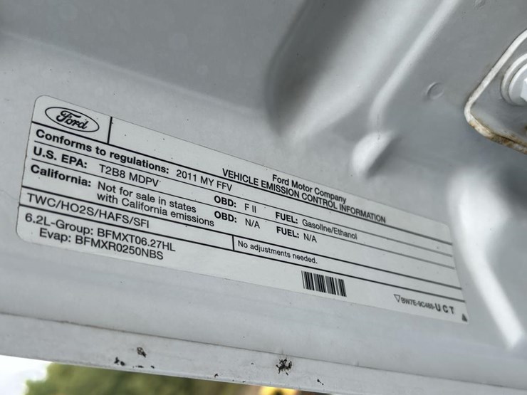 2011-ford-f250-image-39