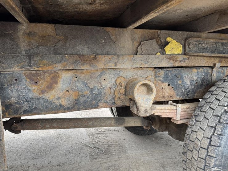 2003-ford-f650-image-31