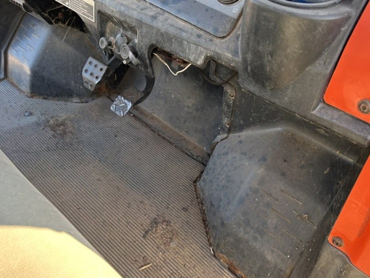 kubota-rtv900-image-31