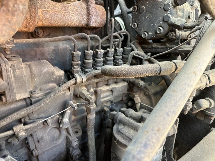 1997-mack-dm690s-image-24