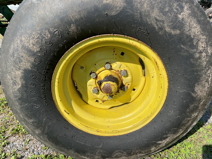 john-deere-4430-image-39