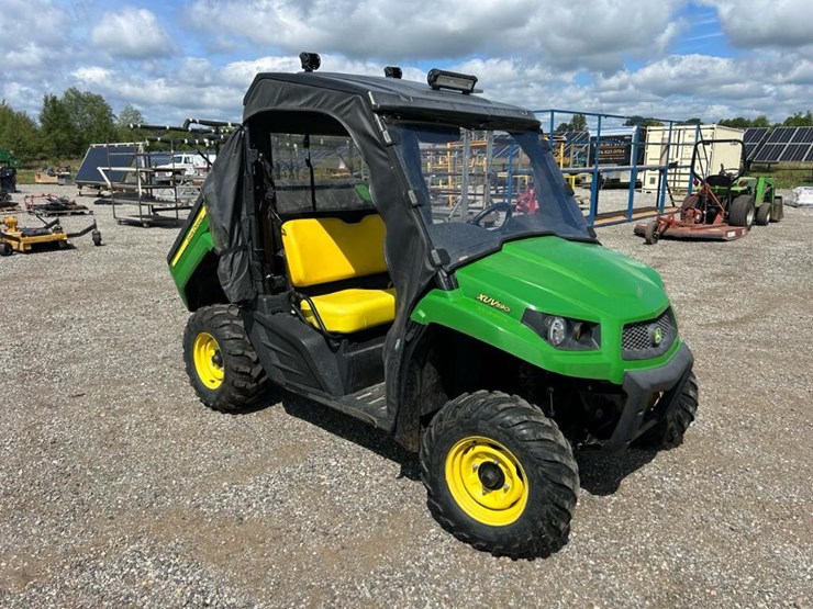 2016-john-deere-gator-image-9