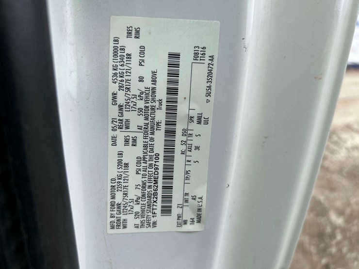 2021-ford-f250-image-5
