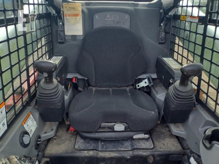 2022-bobcat-s740-image-13