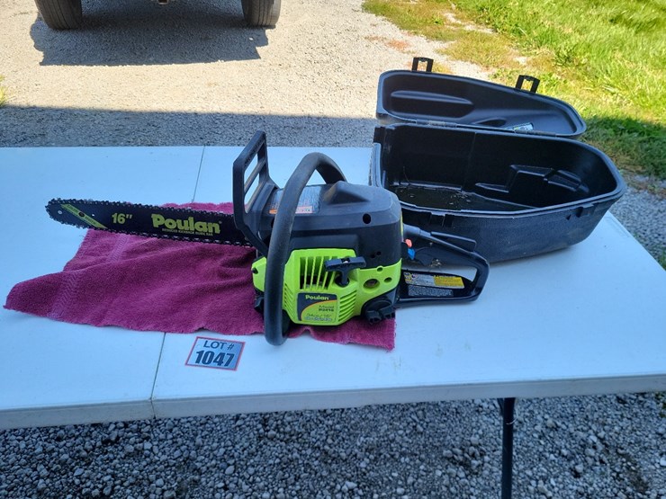 poulan-p3416-gas-chain-saw-w/case---tag-#1047-image-1
