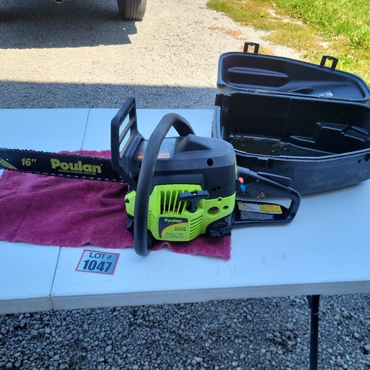 Poulan P3416 Gas Chain Saw w/Case - Tag #1047