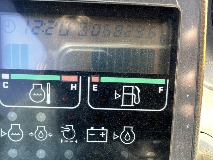 komatsu-pc120-image-39