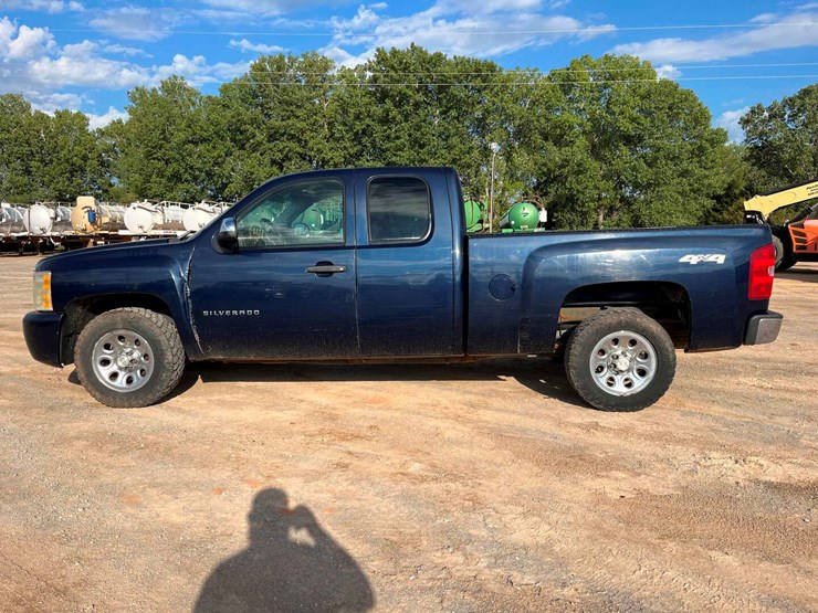 2010-chevrolet-silverado-1500-image-5
