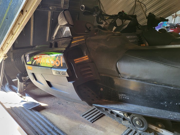 sled-shed-single-axle-snowmobile-trailer-w/2-arctic-cat-440-snowmobiles*updated-information-9/22/25-@-8:30a*-image-23