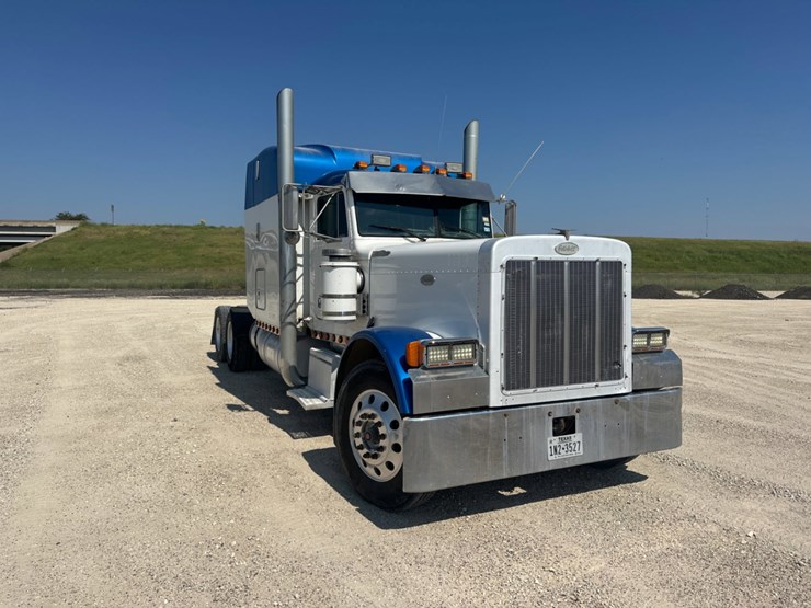 1995-peterbilt-379-image-3