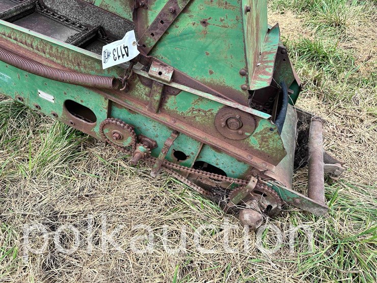 john-deere-300-image-2
