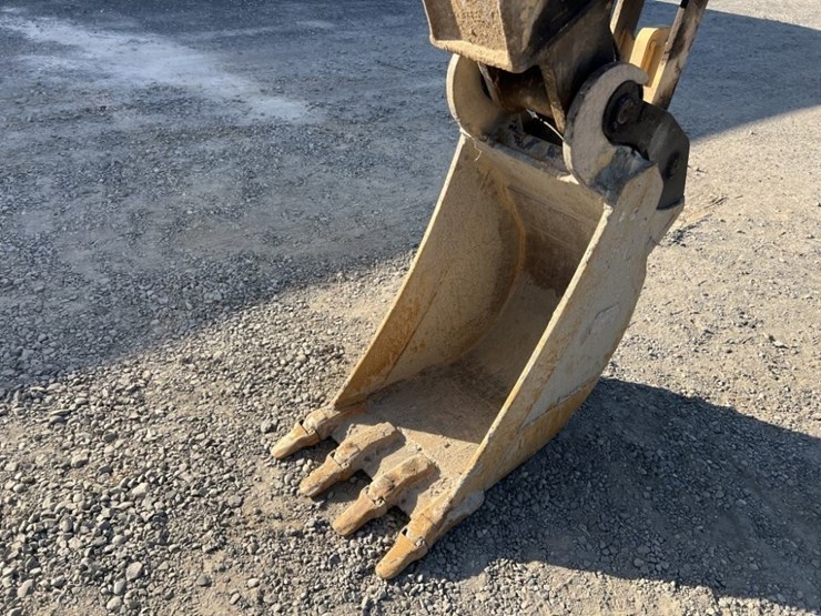 2012-caterpillar-420e-image-23