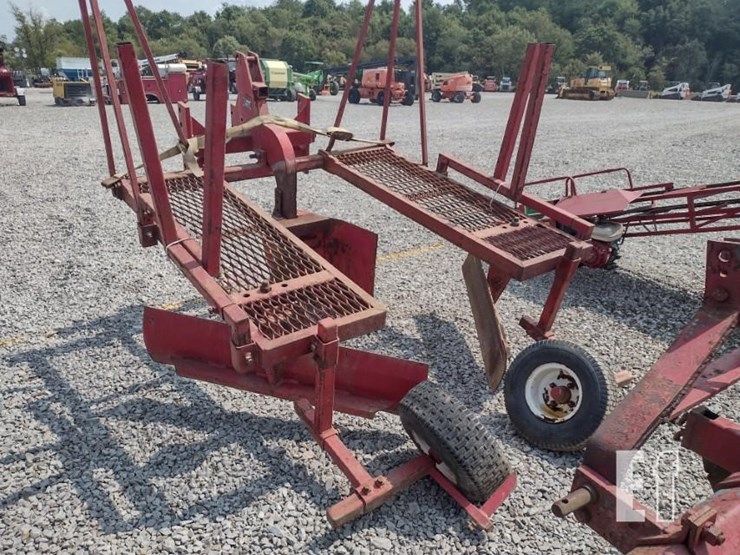 3-pt-tree-planter-image-4