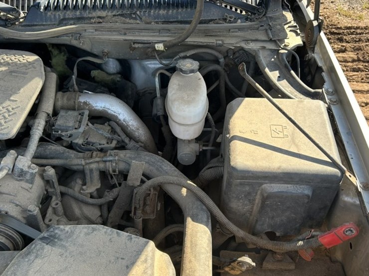 2005-gmc-3500-image-20