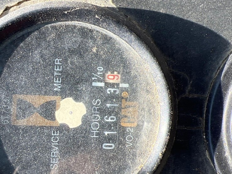 caterpillar-cs-583c-image-15