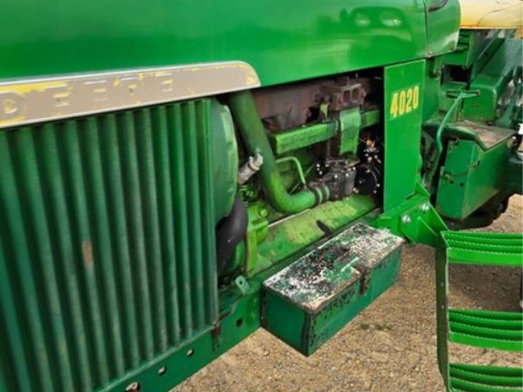 john-deere-4020-image-11