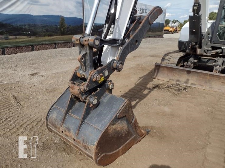 2018-bobcat-e85-image-17
