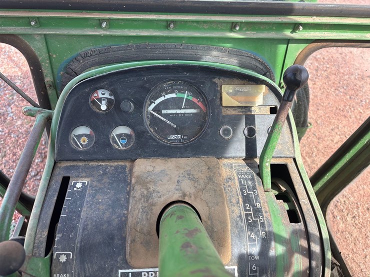 1970-john-deere-4020-image-16