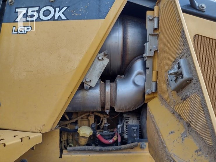 2018-deere-750k-lgp-image-42