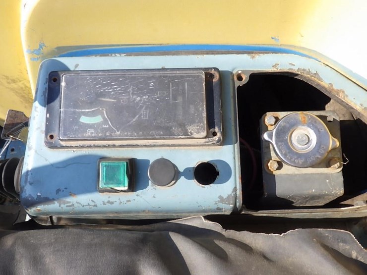 yanmar-vio30-image-23
