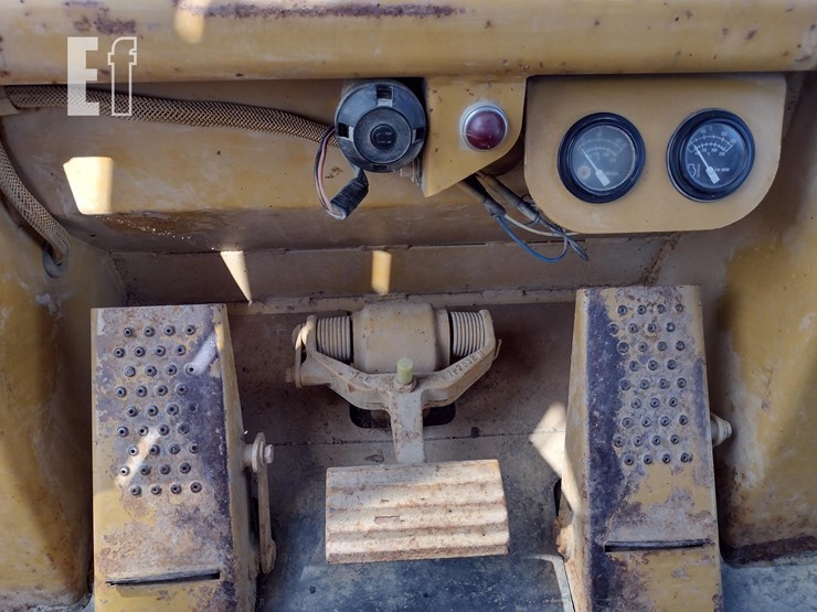 1989-caterpillar-953-lgp-image-7