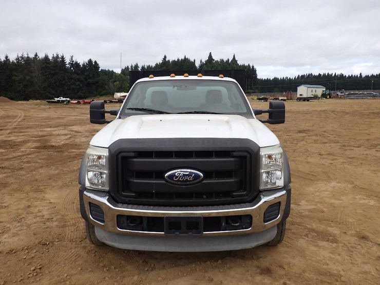 2011-ford-f550-image-2