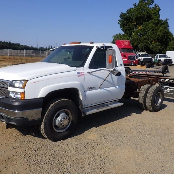 2005 CHEVROLET 3500
