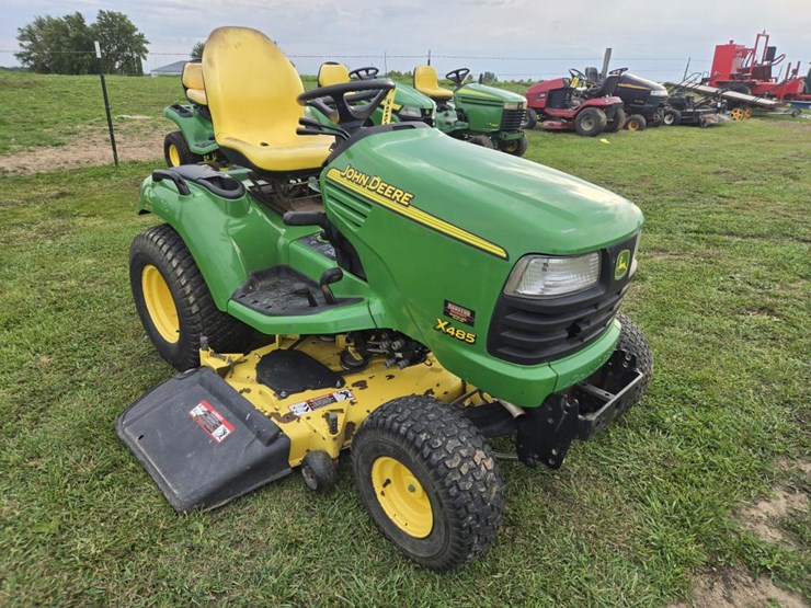 john-deere-x485-image-1