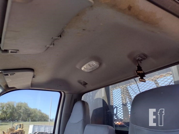 2015-ford-f650-image-13