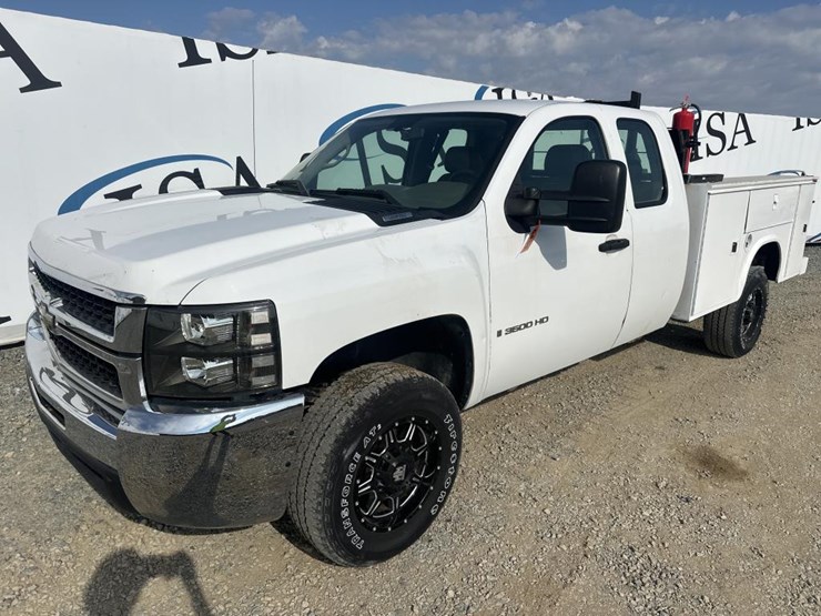 2007-chevrolet-silverado-3500-image-1