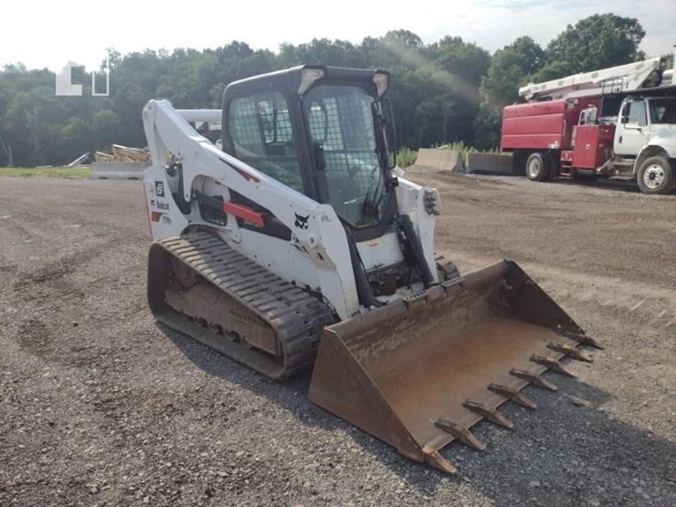 2019-bobcat-t740-image-39