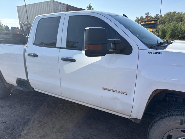 2019-chevrolet-2500-image-20