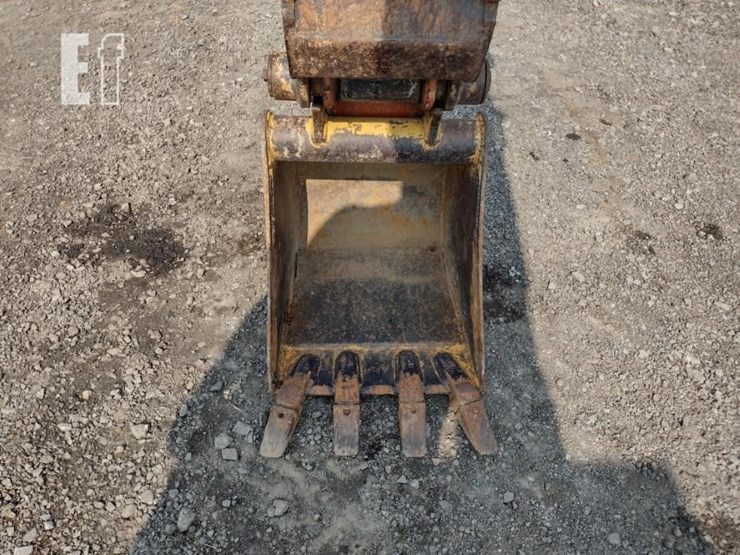 2018-deere-35g-image-14