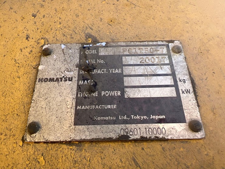 komatsu-pc1250-7-image-11