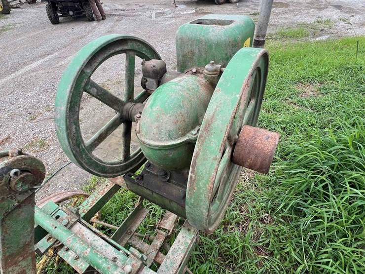 john-deere-112-image-4