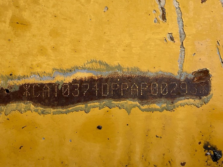 caterpillar-374d-l-image-11