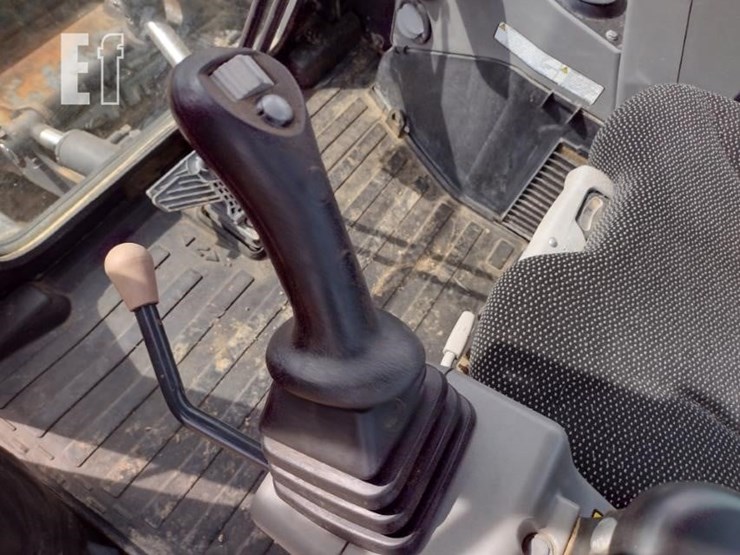 2018-bobcat-e85-image-11