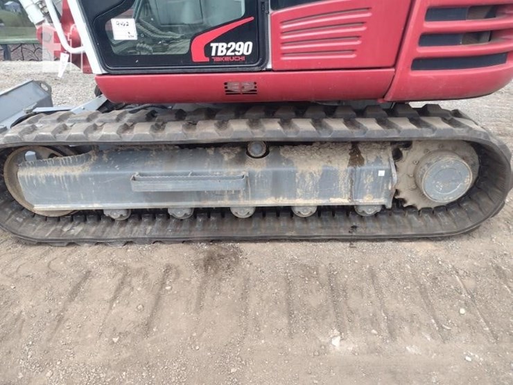 2022-takeuchi-tb290-image-26