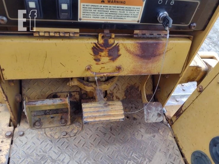 1999-caterpillar-d5c-xl-image-8