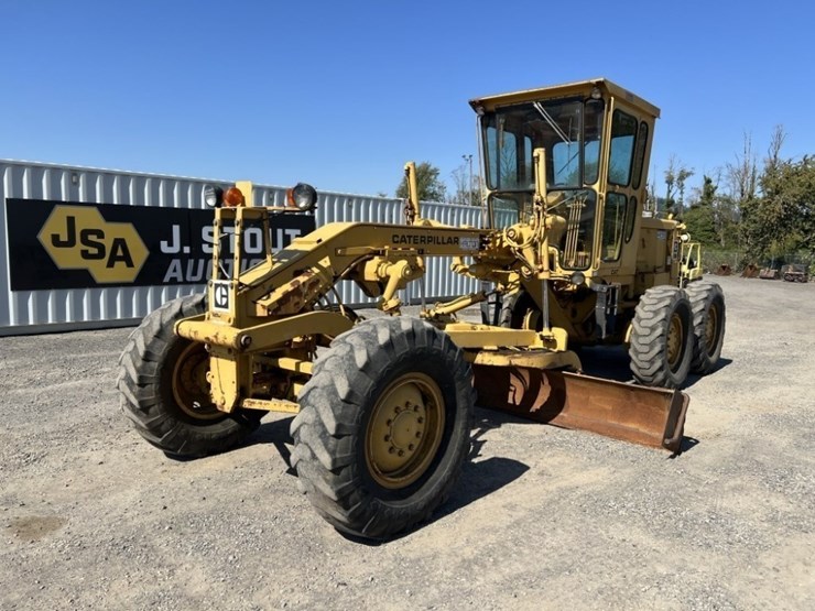 caterpillar-120-image-1