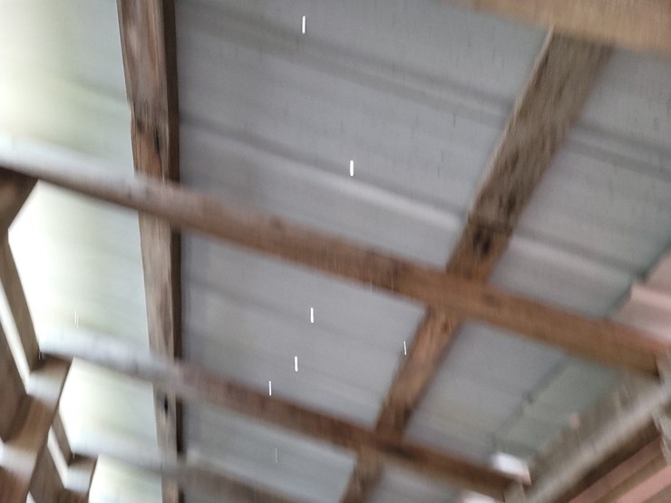 wood-corn-crib-w/steel-roof-image-12
