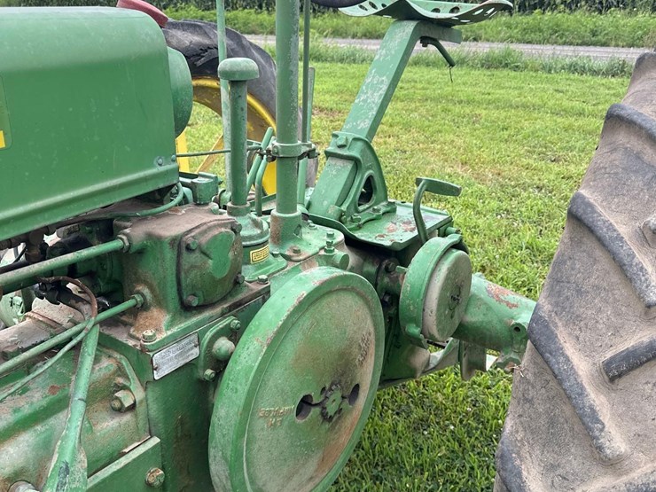 john-deere-b-image-18
