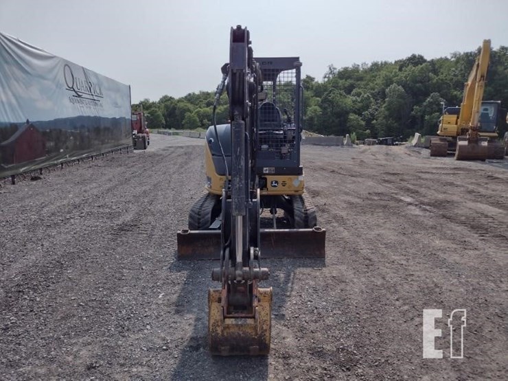 2018-deere-35g-image-2
