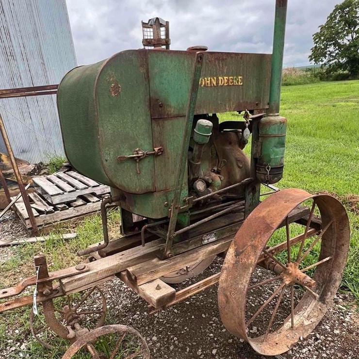 JOHN DEERE LUC