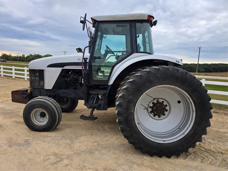 agco-white-8310-image-2