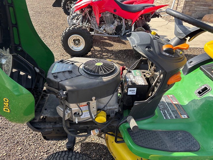 john-deere-d140-image-8