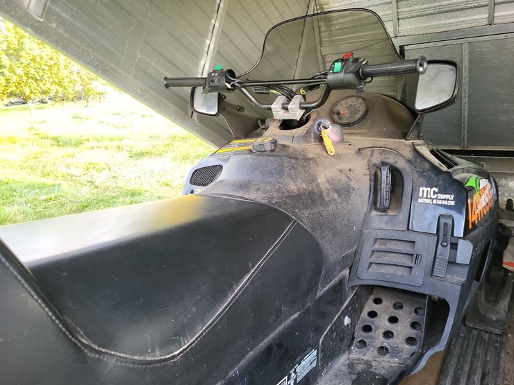 sled-shed-single-axle-snowmobile-trailer-w/2-arctic-cat-440-snowmobiles*updated-information-9/22/25-@-8:30a*-image-62