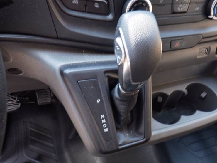 2020-ford-transit-image-9
