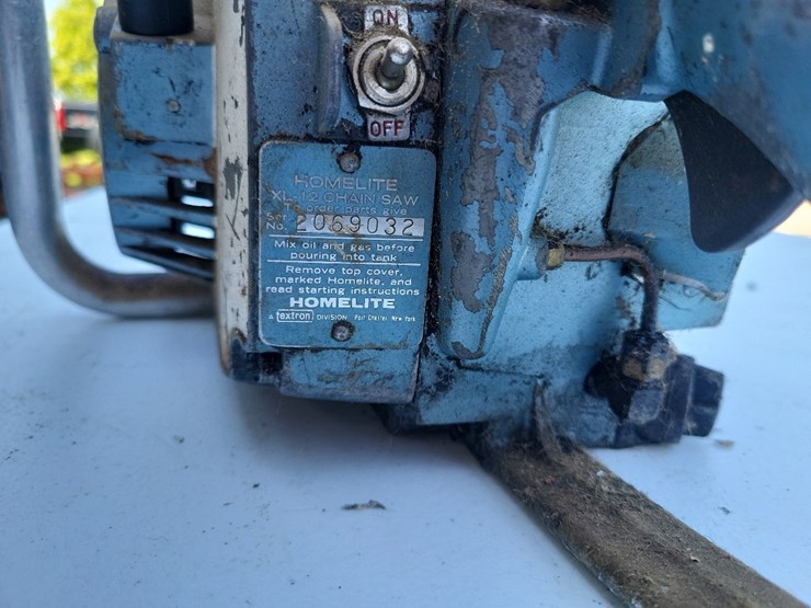 homelite-xl-12-gas-chain-saw---tag-#1045-image-5